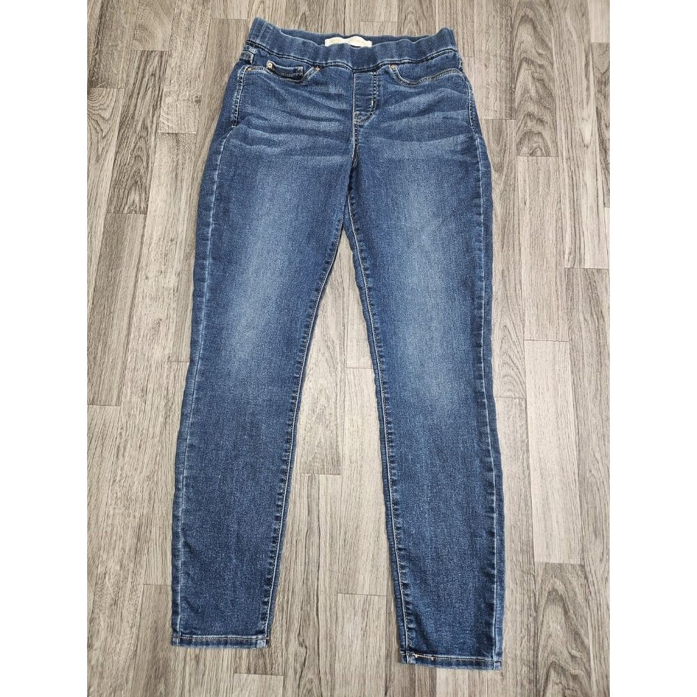 Signature Levi Strauss Jeans Womens 6M Pull On Skinny Shaping Gold
